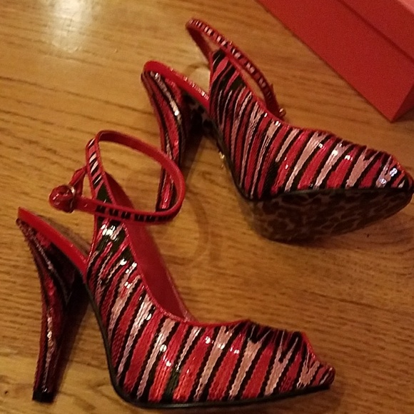 Betsey Johnson New Shoes - Picture 3 of 8